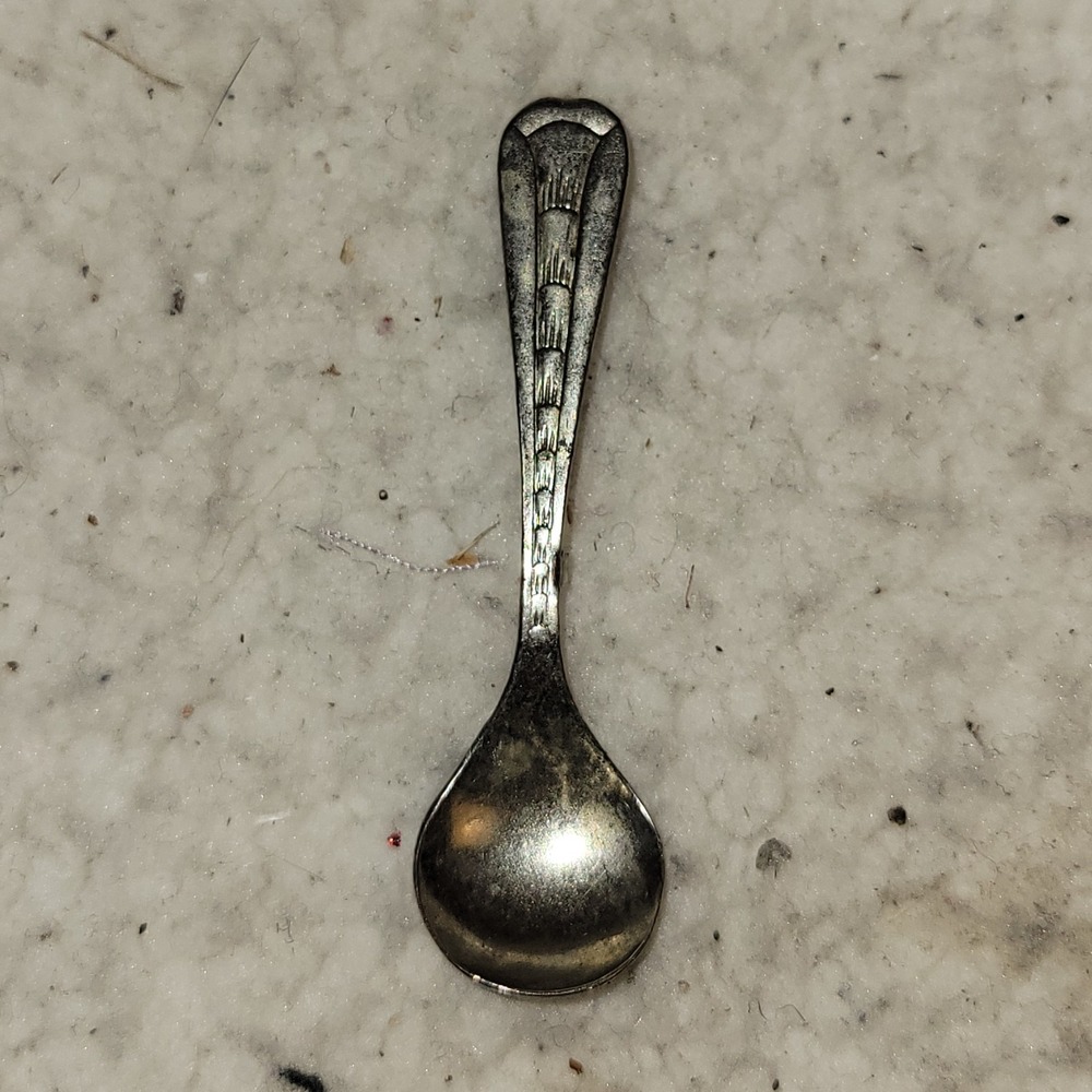 FeaturesUnique mini spoon‎ brooch designDecorative vintage handle...
